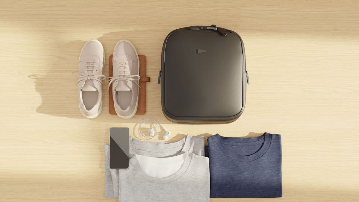 7 Must-Have Items in a Minimalist Travel Packing List