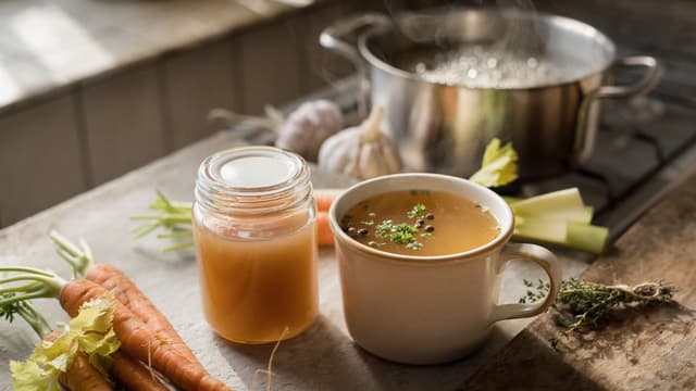 Bone Broth Benefits and Recipes: Why Everyone Is Suddenly Drinking Bone Broth Again